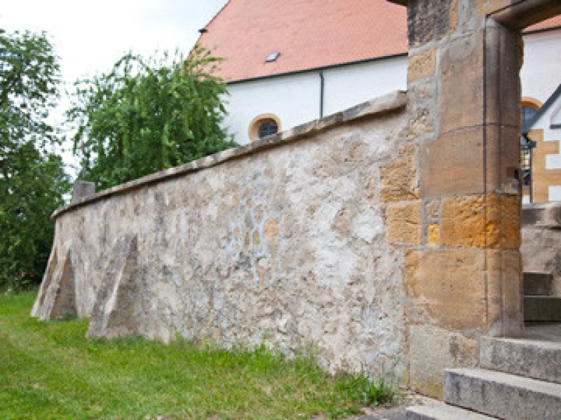 Evang. Pfarrkirche St. Peter und Paul in Mantel - Ansicht 4