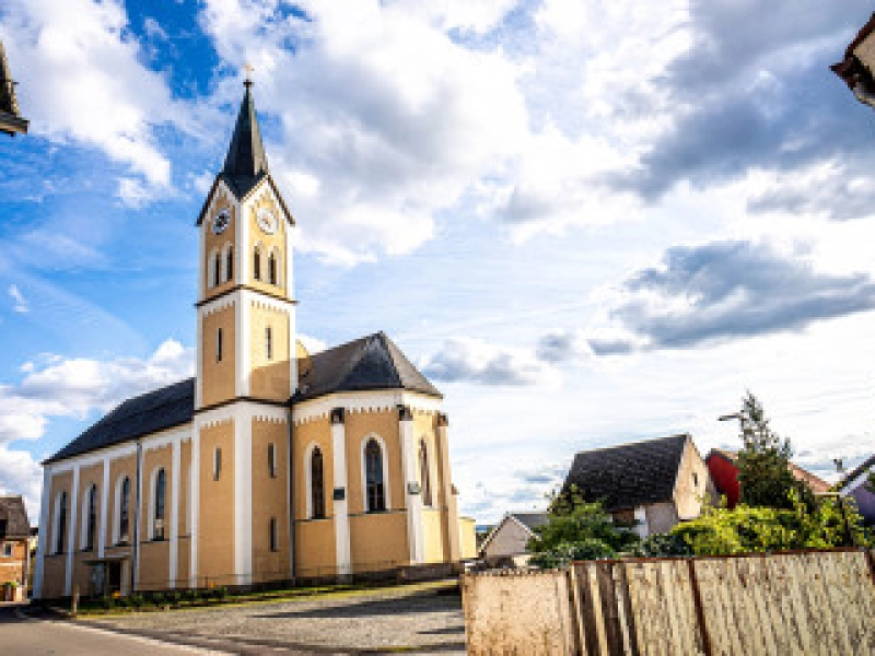 Kath. Pfarrkirche St. Peter und Paul in Mantel - Ansicht 3